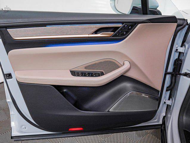 Photo of 2024 ICE GREY Porsche Macan