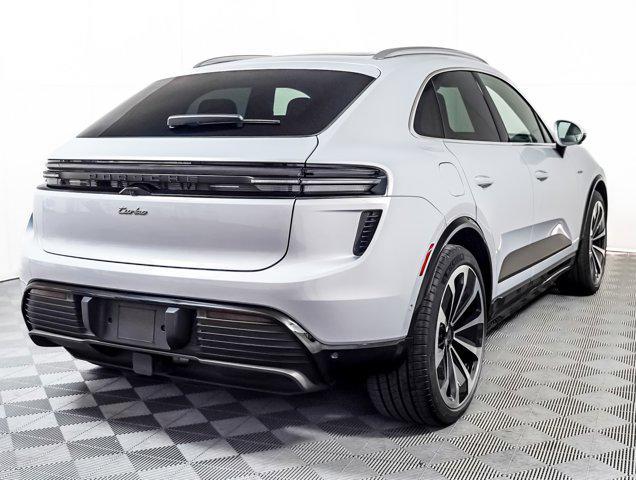 Photo of 2024 ICE GREY Porsche Macan
