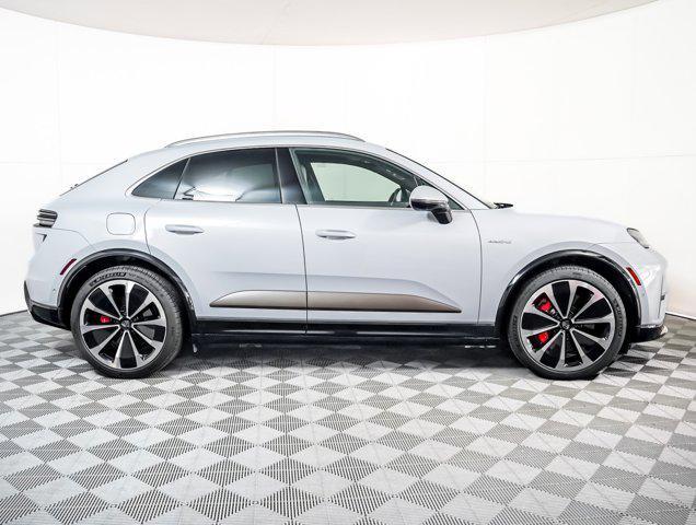 Photo of 2024 ICE GREY Porsche Macan