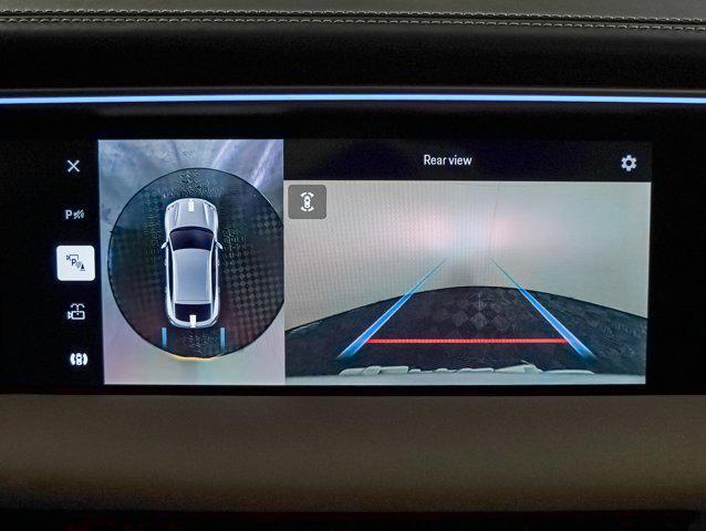 Photo of 2024 ICE GREY Porsche Macan