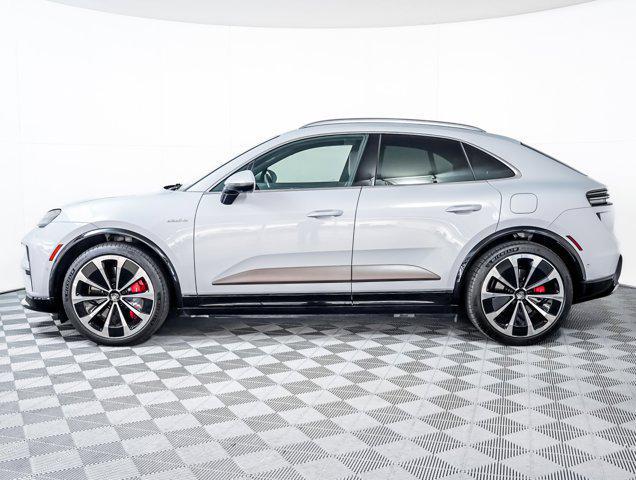 Photo of 2024 ICE GREY Porsche Macan