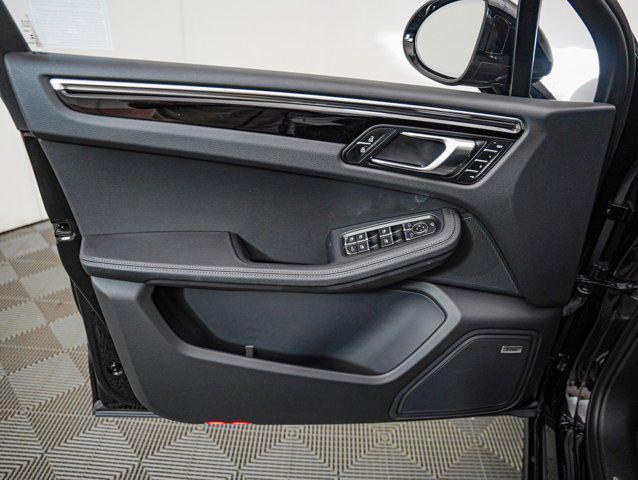 Photo of 2025 Black Porsche Macan