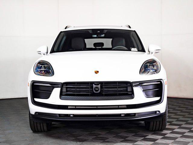 Photo of 2025 White Porsche Macan
