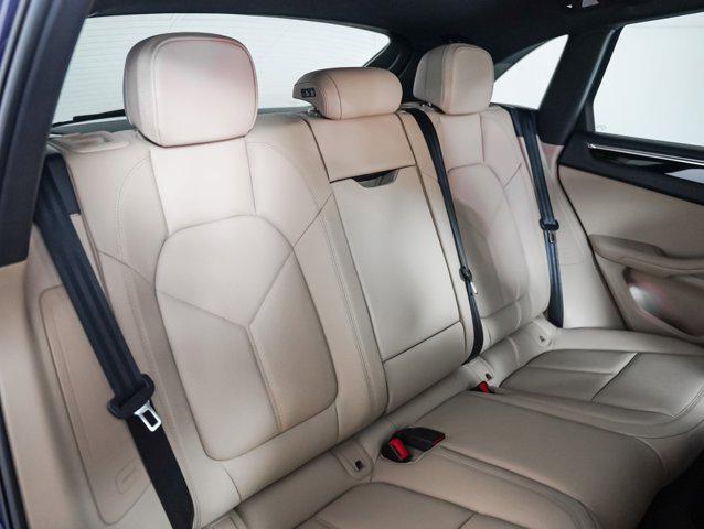Photo of 2025 GENTIAN BLUE Porsche Macan