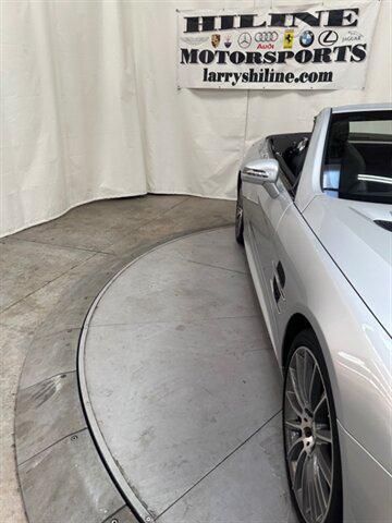 Photo of 2017 Iridium Silver Metallic Mercedes-Benz SL 550