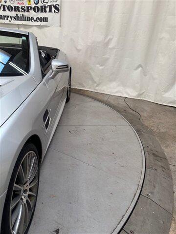 Photo of 2017 Iridium Silver Metallic Mercedes-Benz SL 550