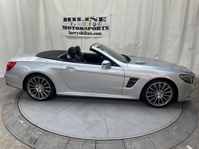 Photo of 2017 Iridium Silver Metallic Mercedes-Benz SL 550