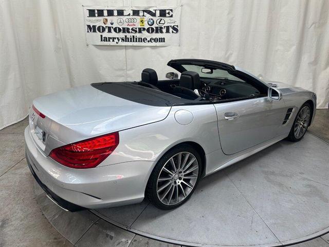 Photo of 2017 Iridium Silver Metallic Mercedes-Benz SL 550