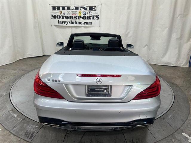 Photo of 2017 Iridium Silver Metallic Mercedes-Benz SL 550