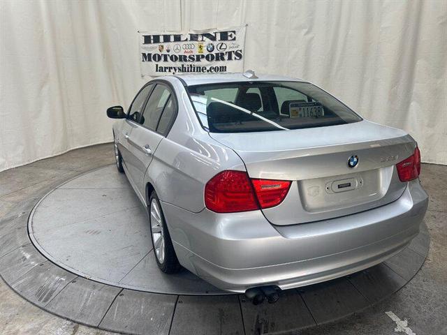 Photo of 2011 Titanium Silver Metallic BMW 328