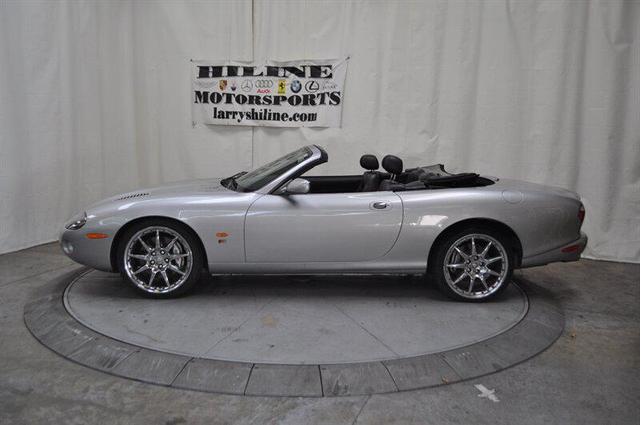Photo of 2004 Platinum Metallic Jaguar XKR