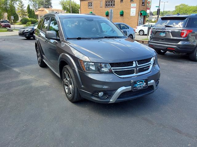 Photo of 2017 Gray Dodge Journey