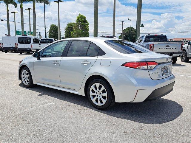 Photo of 2024 Gray Toyota Corolla