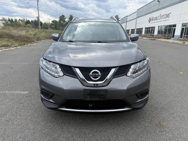 Photo of 2016 Brilliant Silver Nissan Rogue