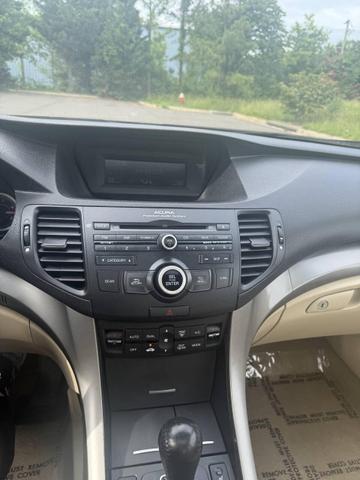Photo of 2009 Burgundy Acura TSX
