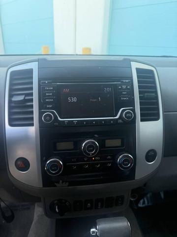 Photo of 2016 Brilliant Silver Nissan Frontier