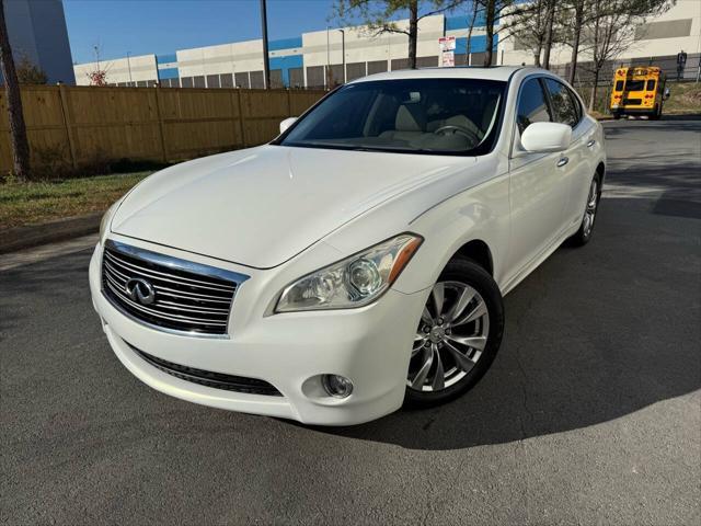 2012 Infiniti M37