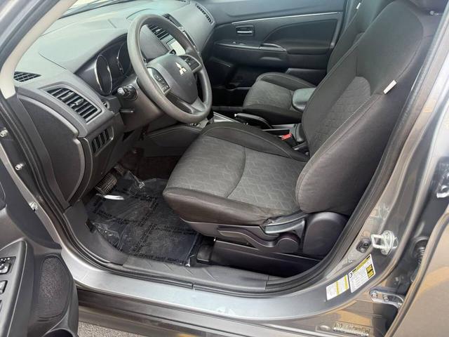 Photo of 2020 Mercury Gray Metallic Mitsubishi Outlander Sport