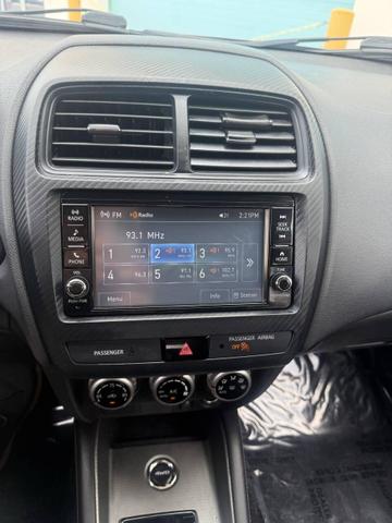 Photo of 2020 Mercury Gray Metallic Mitsubishi Outlander Sport