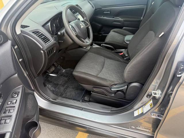 Photo of 2020 Mercury Gray Metallic Mitsubishi Outlander Sport