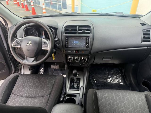 Photo of 2020 Mercury Gray Metallic Mitsubishi Outlander Sport