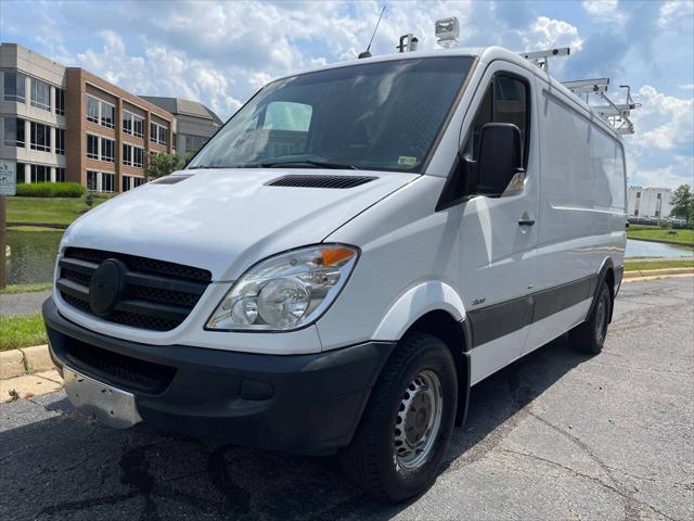 Photo of 2012 Arctic White Mercedes-Benz Sprinter