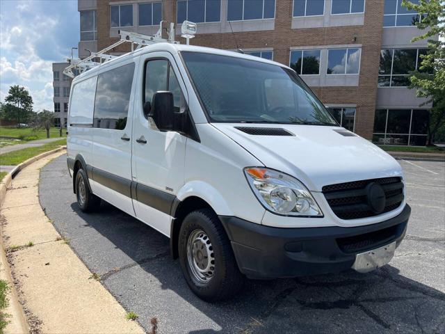 Photo of 2012 Arctic White Mercedes-Benz Sprinter