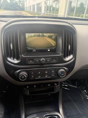 Photo of 2019 Summit White Chevrolet Colorado