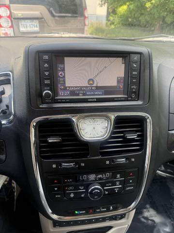 Photo of 2012 Blue Chrysler Town & Country