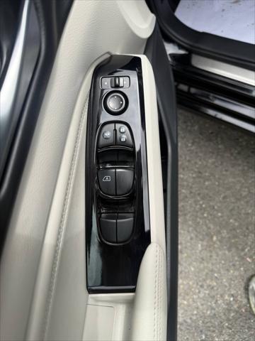 Photo of 2023 Super Black Nissan Altima