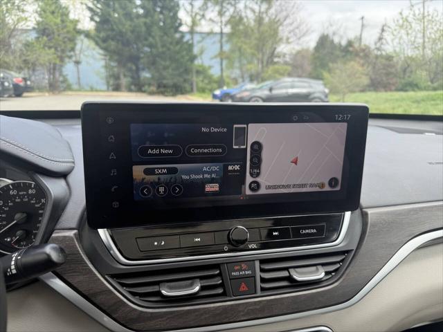 Photo of 2023 Super Black Nissan Altima