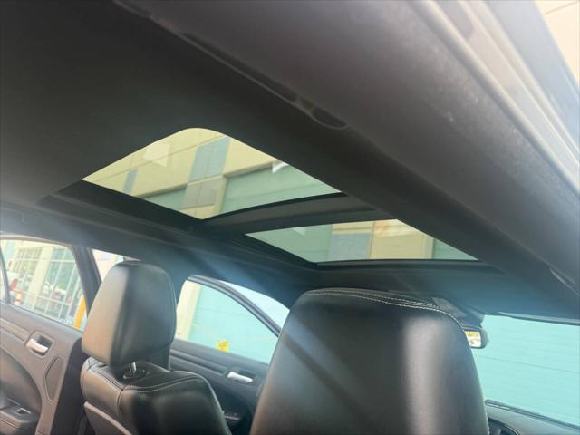 Photo of 2015 Black Chrysler 300