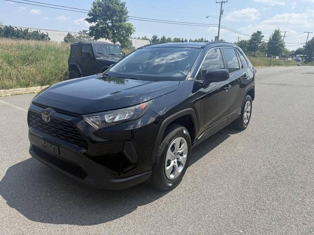 Photo of 2019 Midnight Black Metallic Toyota RAV4