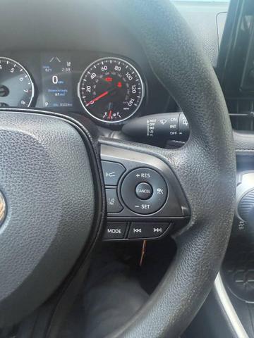 Photo of 2019 Midnight Black Metallic Toyota RAV4