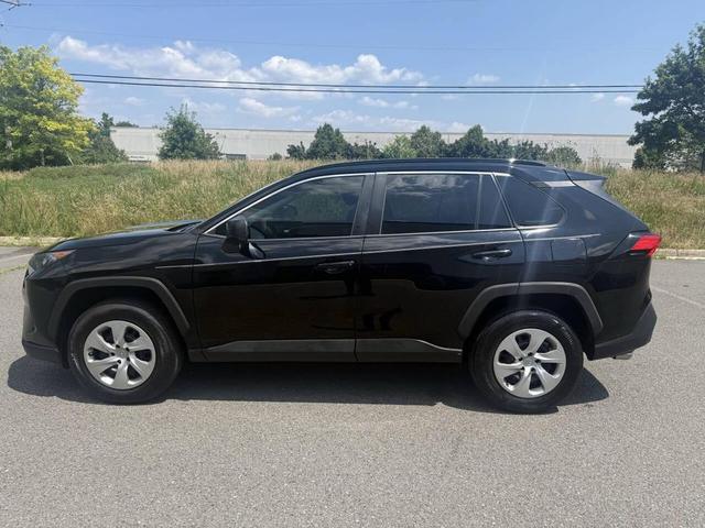 Photo of 2019 Midnight Black Metallic Toyota RAV4