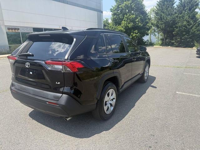 Photo of 2019 Midnight Black Metallic Toyota RAV4