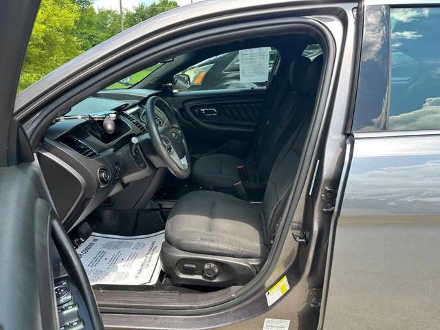 Photo of 2017 Gray Ford Sedan Police Interceptor