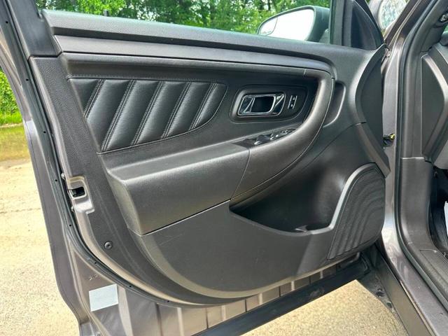 Photo of 2017 Gray Ford Sedan Police Interceptor