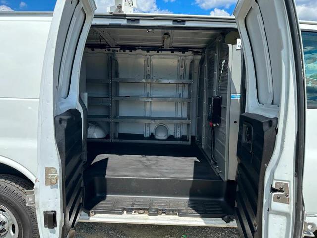 Photo of 2019 White Chevrolet Express 3500