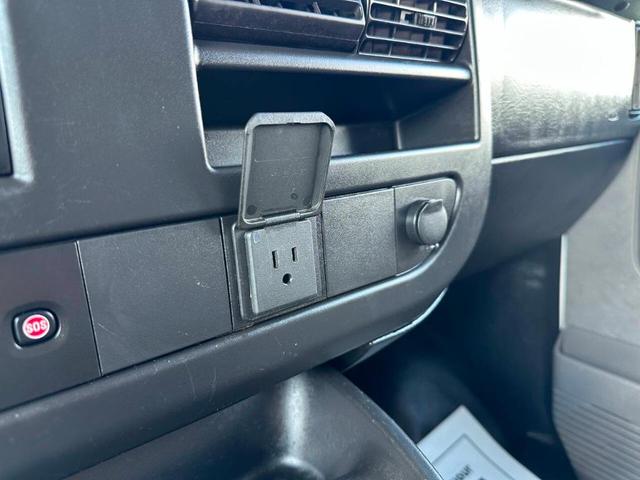 Photo of 2019 White Chevrolet Express 3500