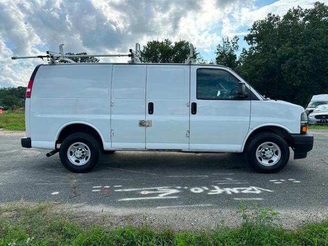 Photo of 2019 White Chevrolet Express 3500