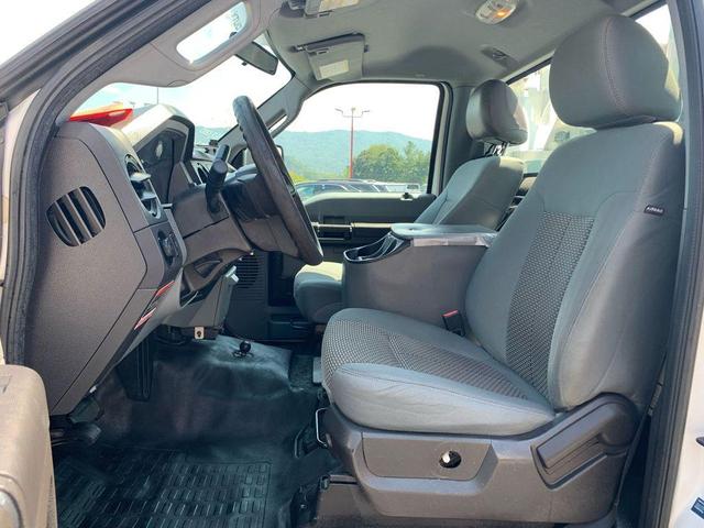 Photo of 2012 Oxford White Ford F-450