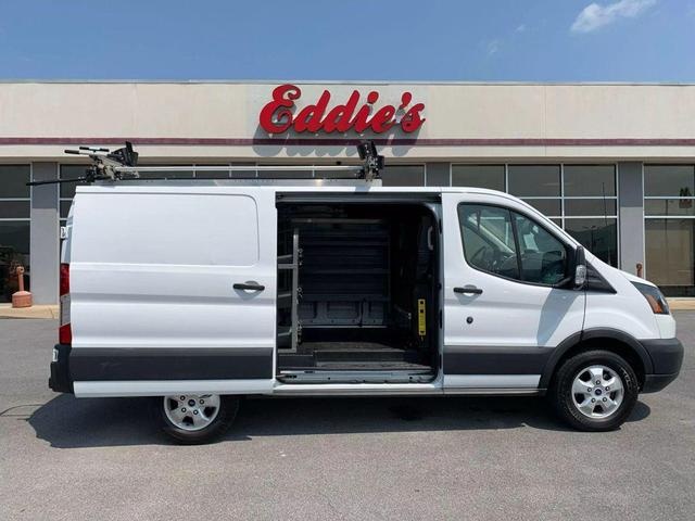Photo of 2018 Oxford White Ford Transit-250