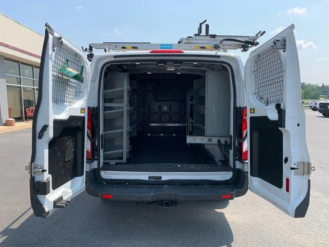 Photo of 2018 Oxford White Ford Transit-250