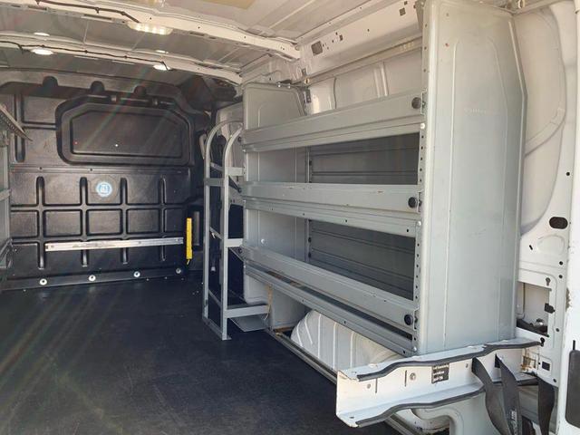 Photo of 2018 Oxford White Ford Transit-250