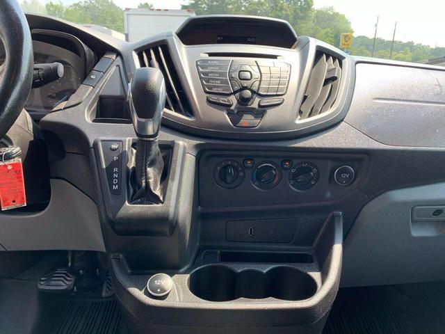 Photo of 2018 Oxford White Ford Transit-250