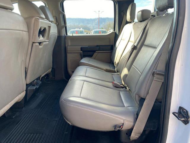 Photo of 2019 Oxford White Ford F-350