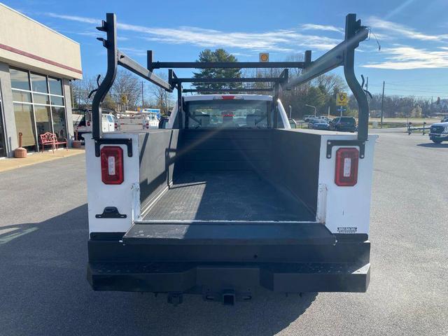 Photo of 2019 Oxford White Ford F-350