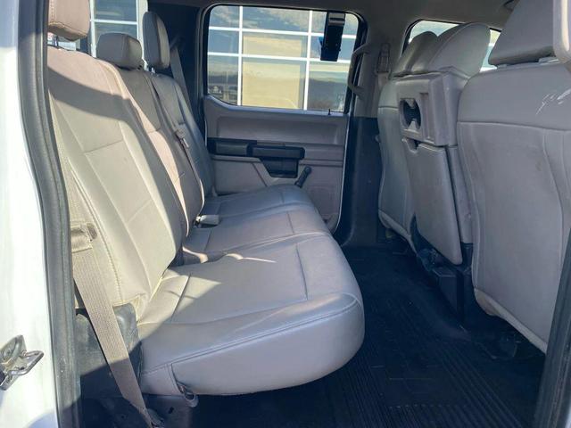 Photo of 2019 Oxford White Ford F-350