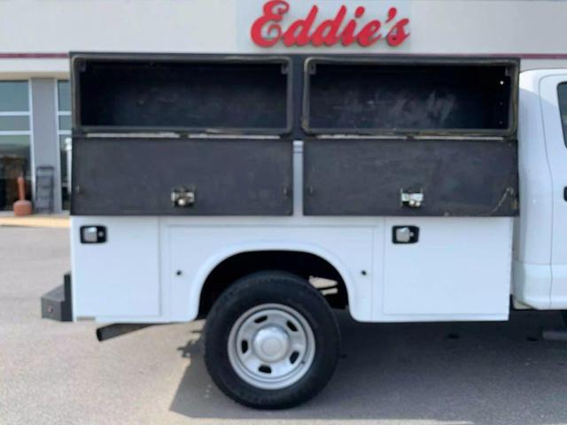 Photo of 2019 Oxford White Ford F-350
